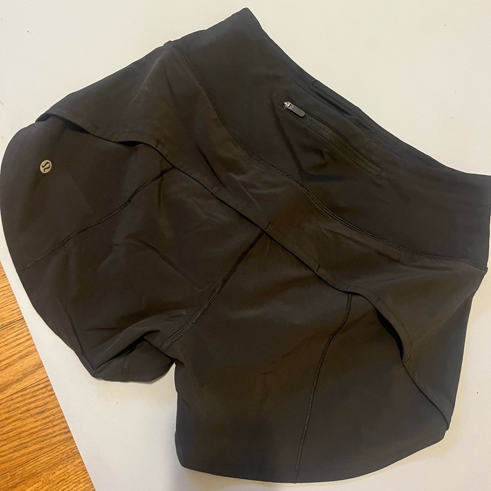 Lululemon Speed Up Shorts 6”